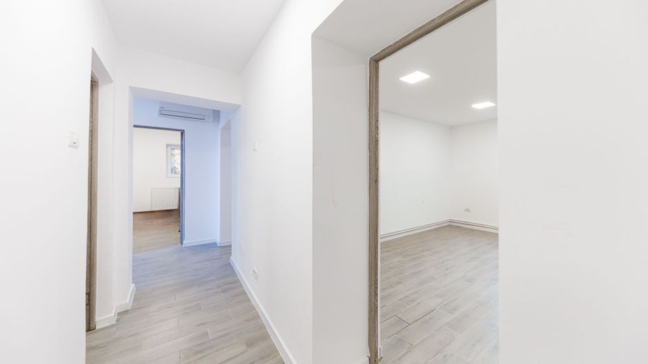 Casă Individuală pentru Birouri - Central, Timișoara | Curte 726 mp - Poză 16