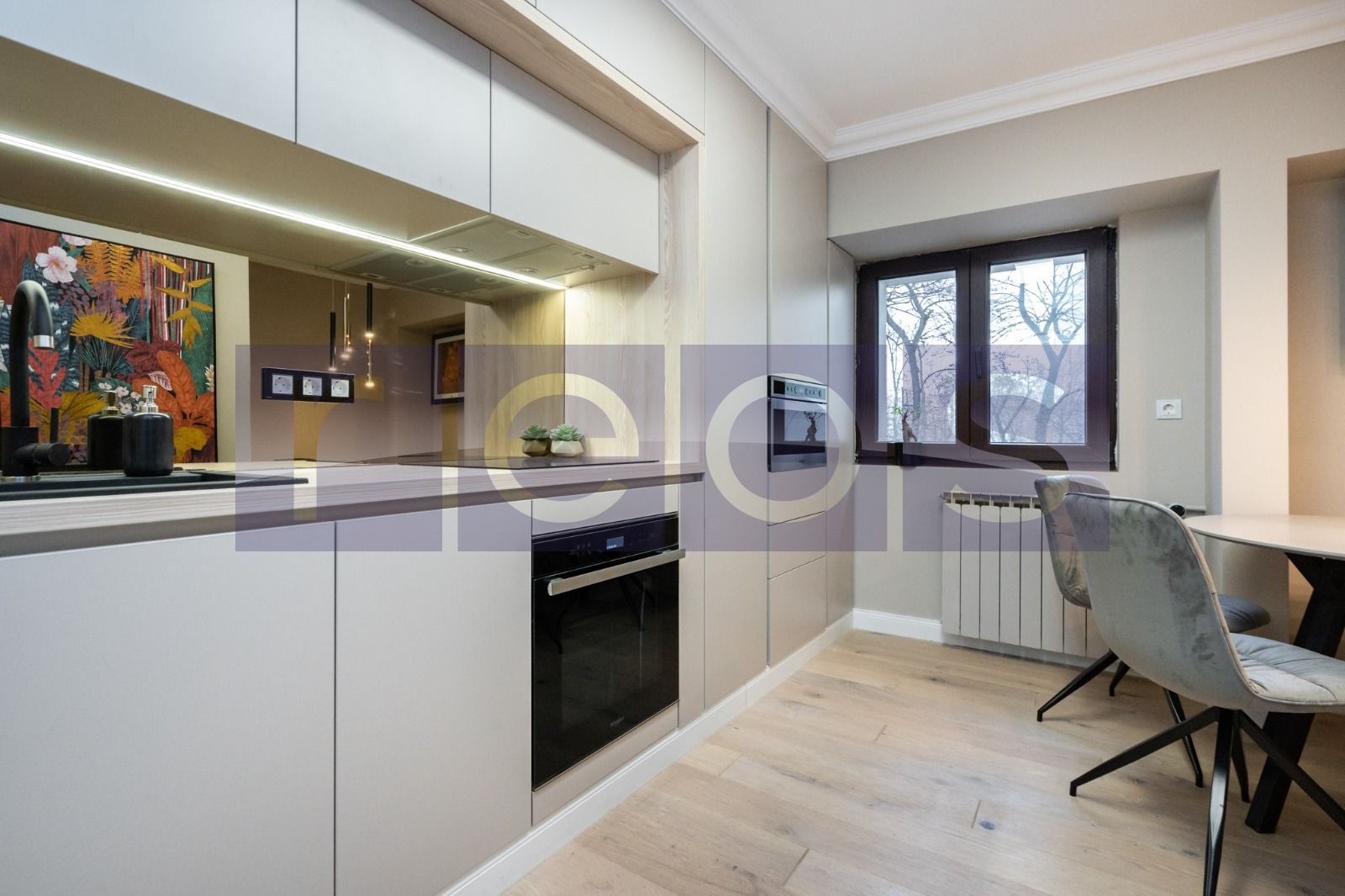 DE ÎNCHIRIAT  APARTAMENT 4 CAMERE – PIAȚA VICTORIEI | DOROBANȚI - Poză 10