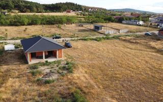 Casă la roșu de vânzare | Alparea | 1.000 mp teren - Poză 3