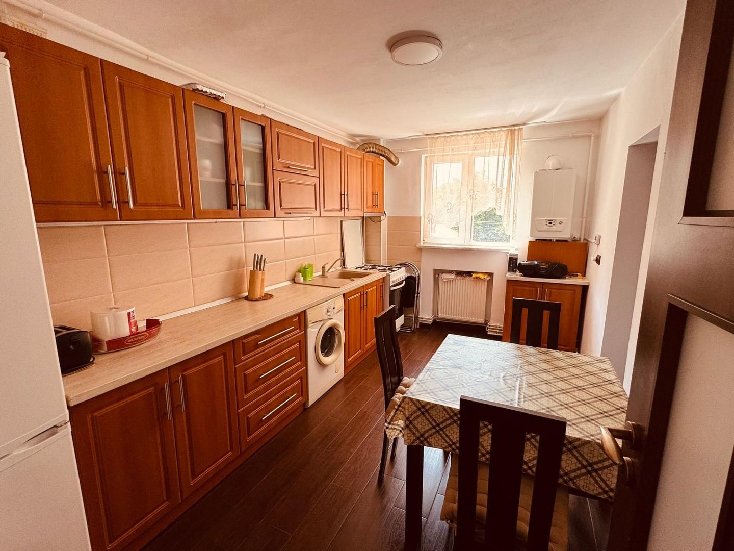 Apartament 3 camere decomandat,Scriitorilor, mobilat, utilat. - Poză 4