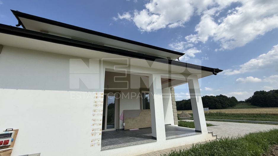 Casă nouă de vânzare | Horodnic de Jos | 200 Mp - Poză 12