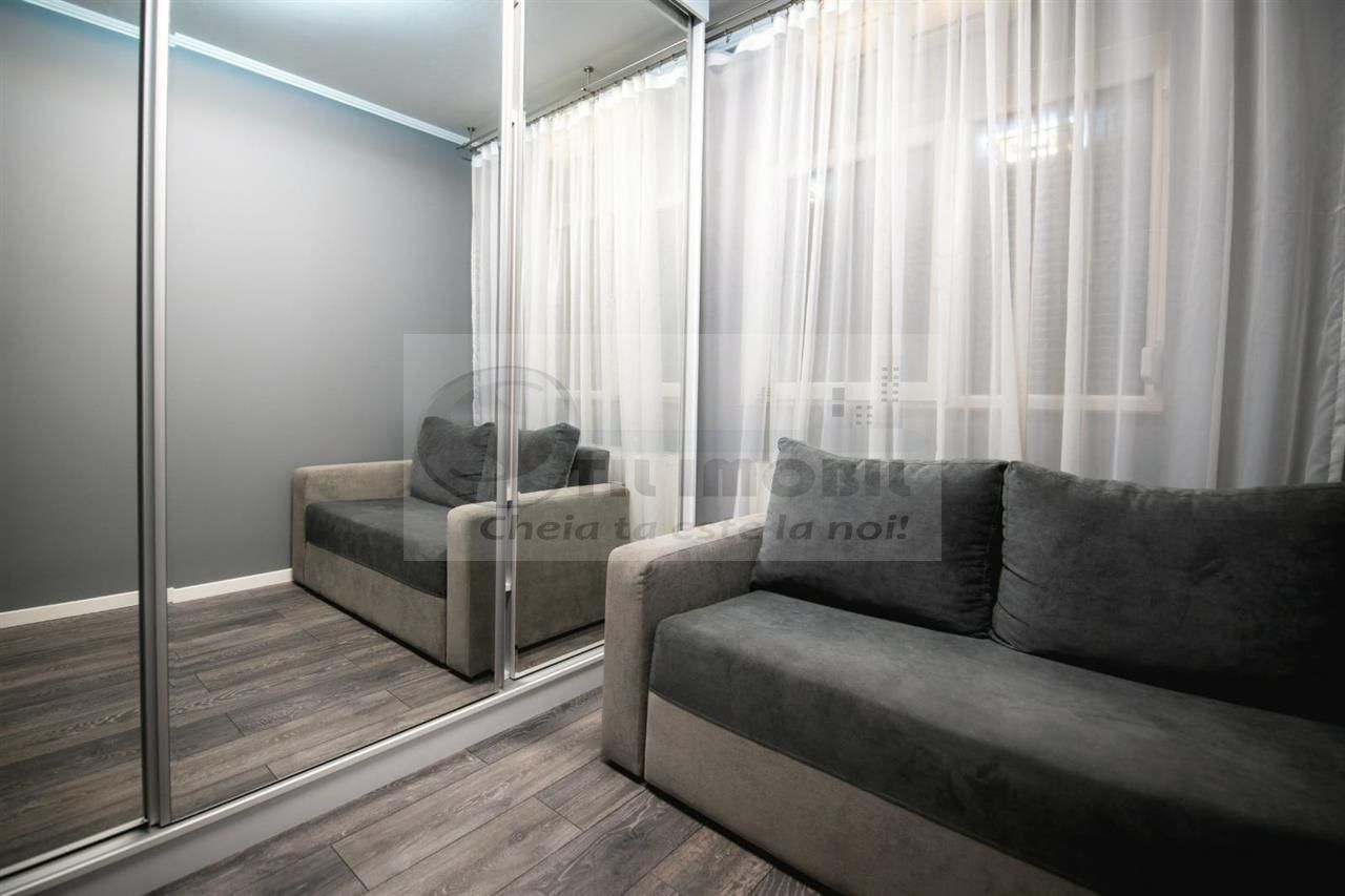 Ap 3 cam, D,74,36 mp, et.2 - Copou – mobilat si utilat 249,900 € - Poză 9