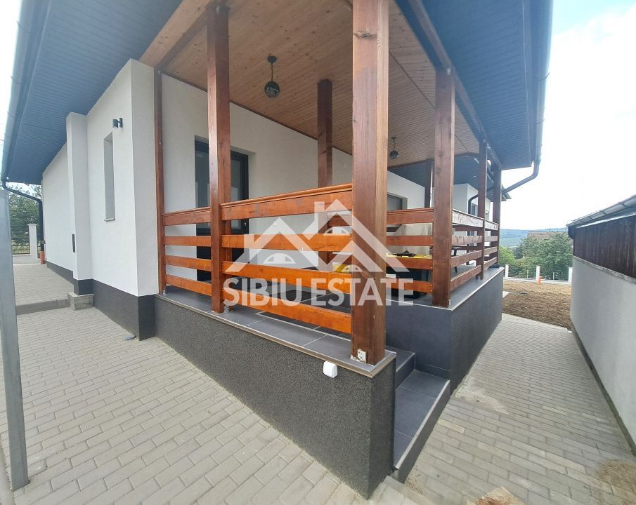 Casa pe un nivel, garaj, teren 600 Sibiu Tocile - Poză 19