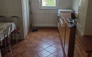 Apartament cu 4 camere - decomandat/ etajul 3/ Zona Dacia - Poză 10