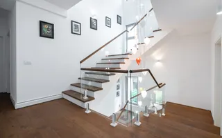 COMISION 0% - Vila eleganta P+2E 380 mp utili, teren 470mp, lac propriu + ponton - Poză 26