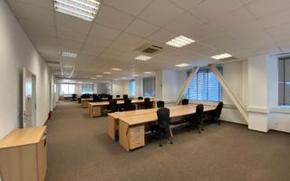 Cladire de  birouri - zona COMPLEX - Poză 3