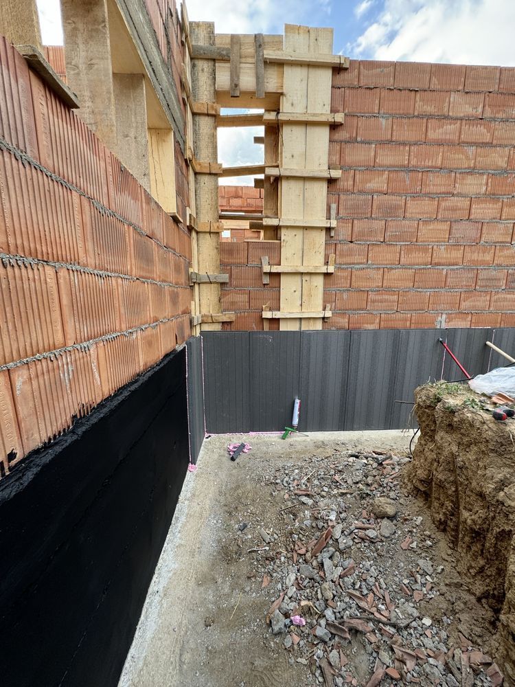 Vând casă plan parter cu garaj langa padurea Barnova - Poză 3