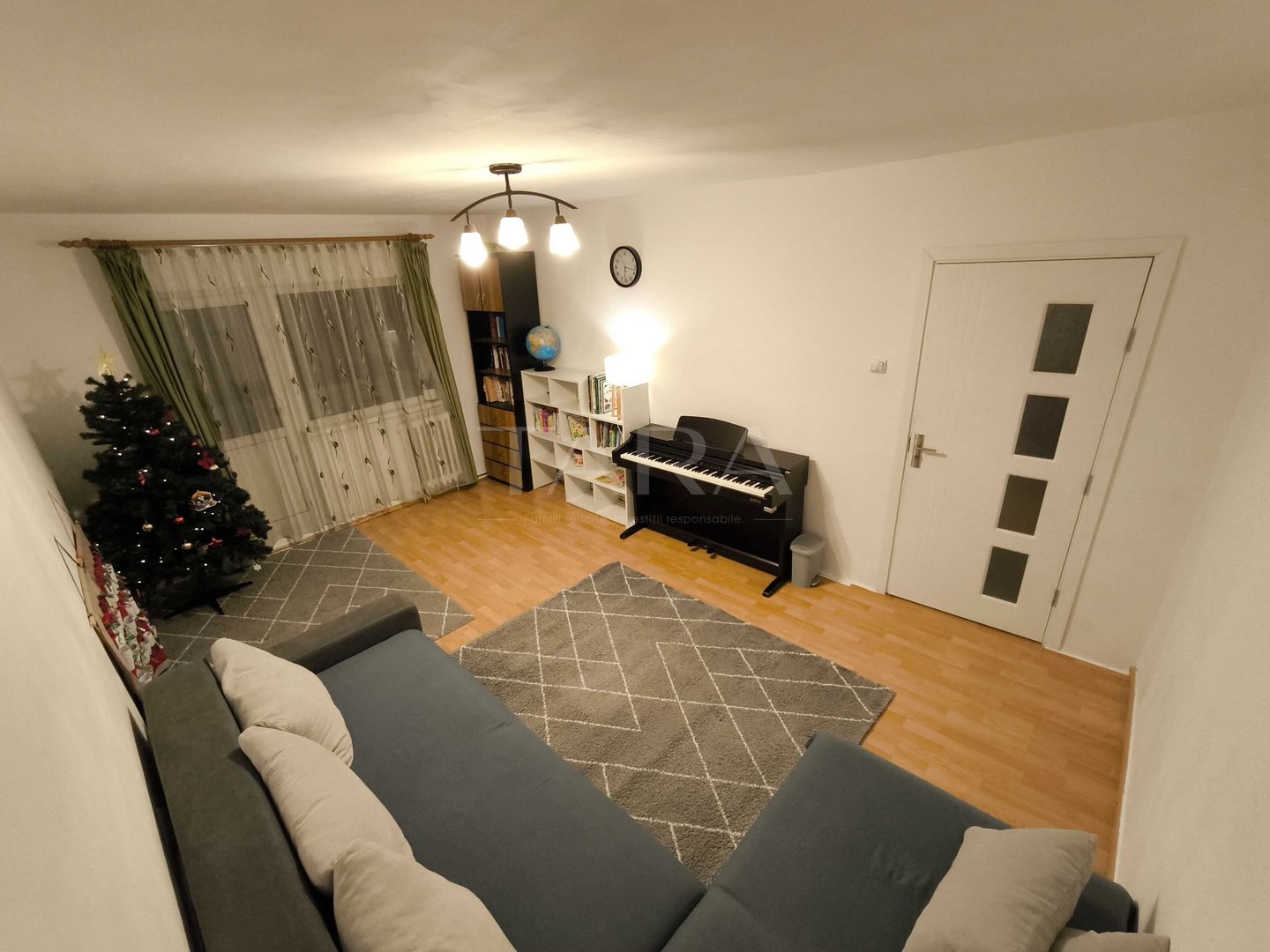 Apartament Zorilor,  zonă liniștită, ideal pentru familii. - Poză 1