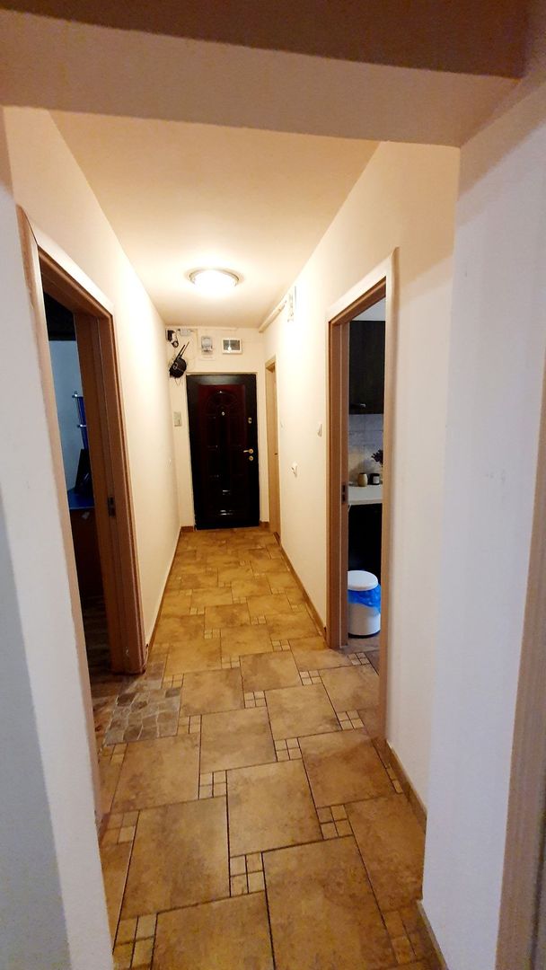 Vând apartament 3 camere, vizavi de Lidl Buftea - Poză 4