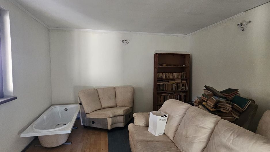 Casa Oncea cu teren 800 mp - Poză 4