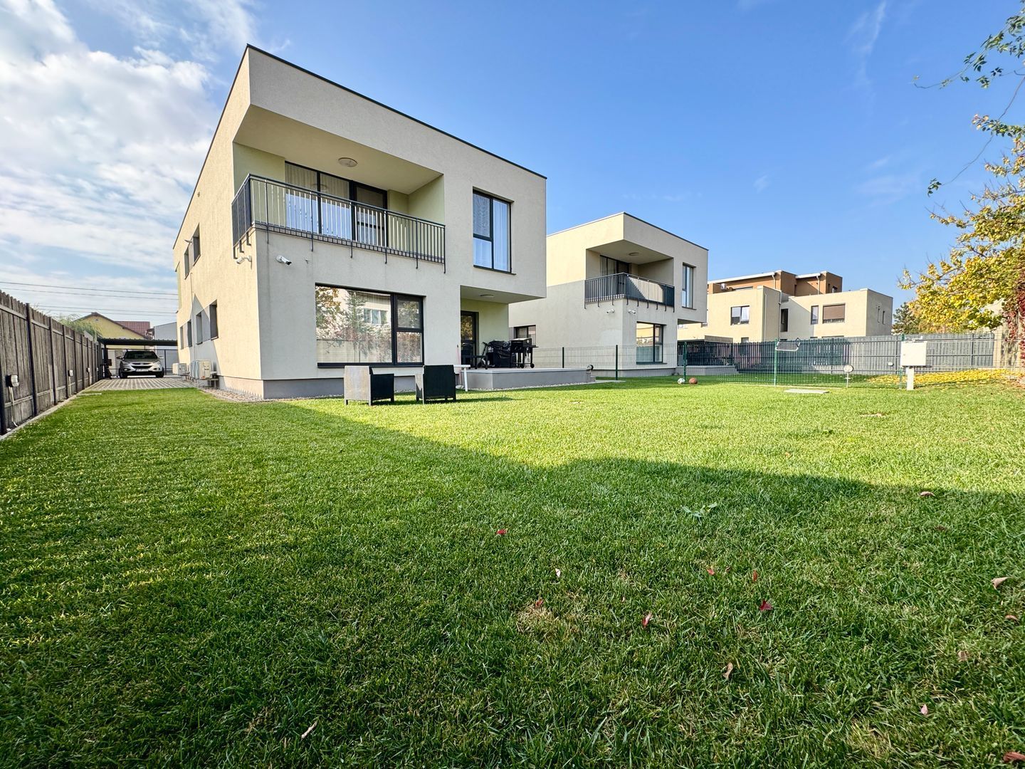 Apartament cu vibe de casă, terasă si curte, Dumbrăvița - Poză 32