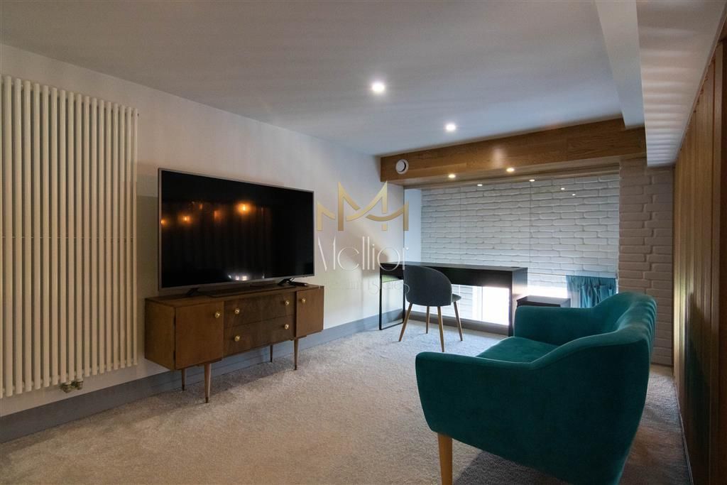 ?** Apartament superb pe doua niveluri Ultrafinisat Semicentral ** - Poză 23