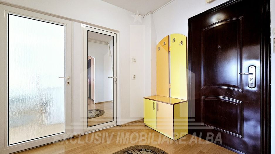 Apartament cu 2 camere de inchiriat, Cetate - Poză 6