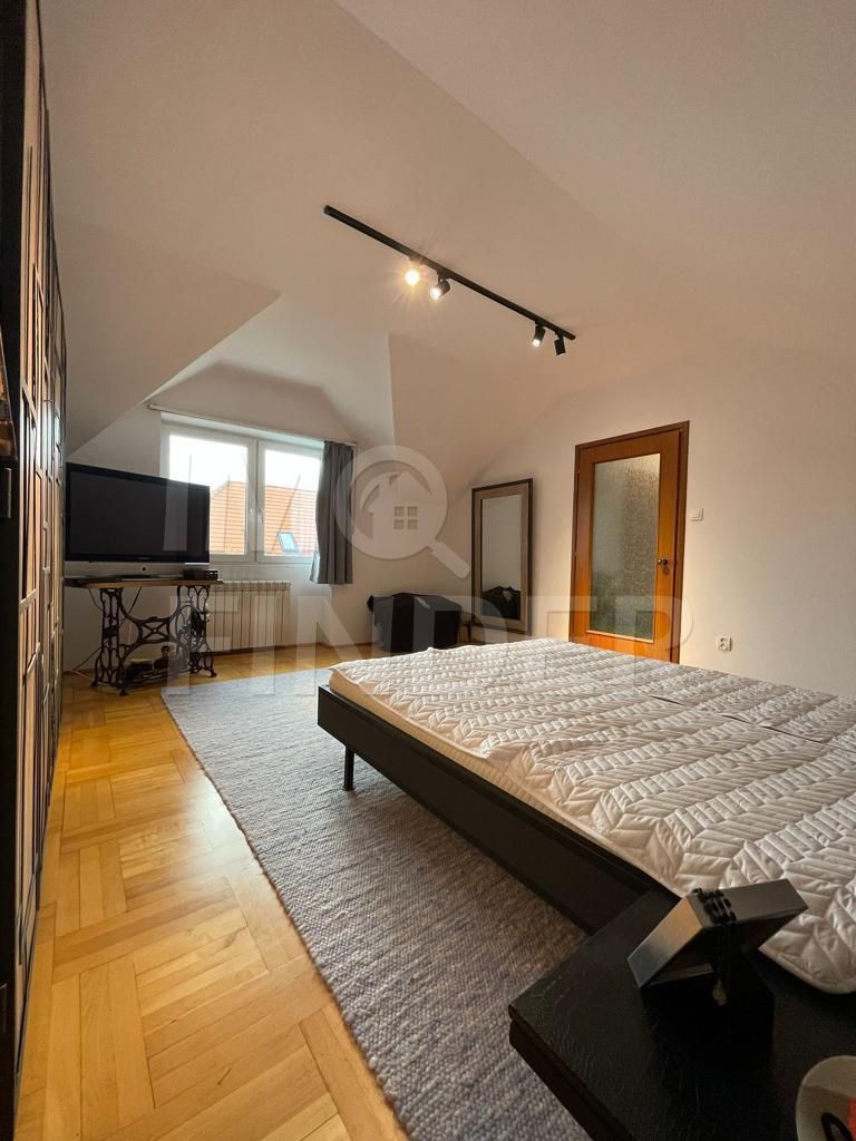 Vânzare casă Gheorgheni,  293 mp utili, 500 mp teren - Poză 9