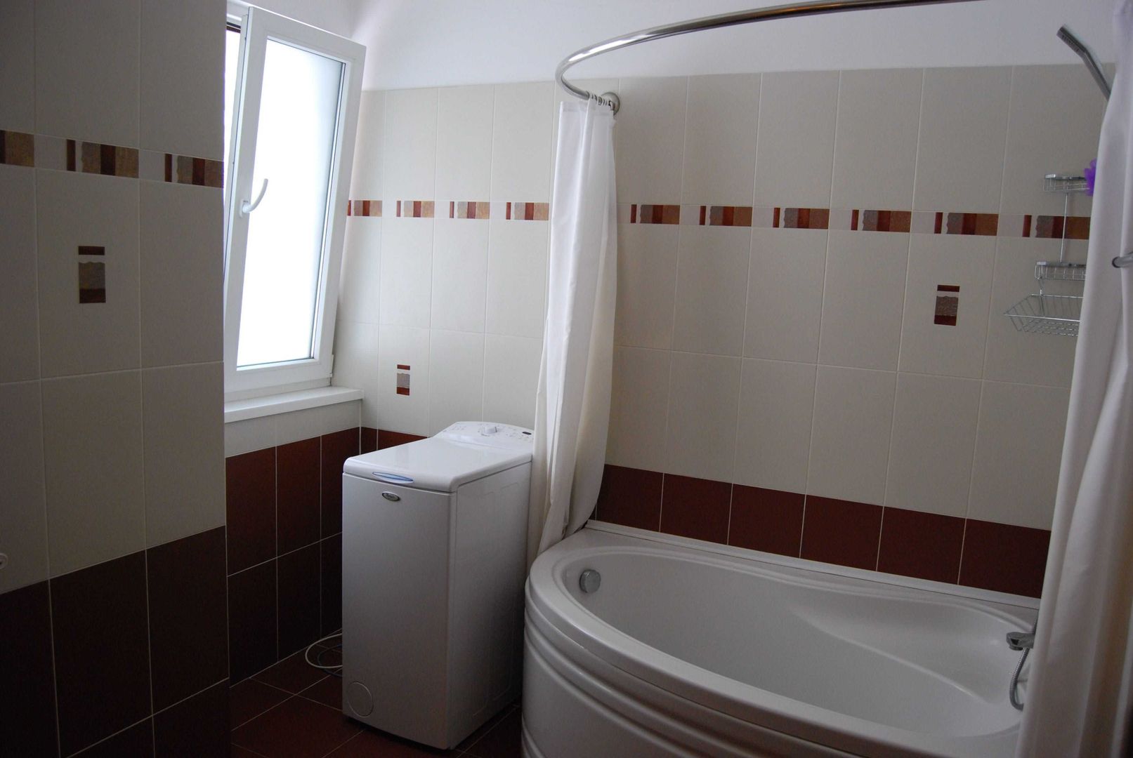 3 Camere Spațios, Renov﻿at Recent | Zona Decebal – Theodor Speranția - Poză 6