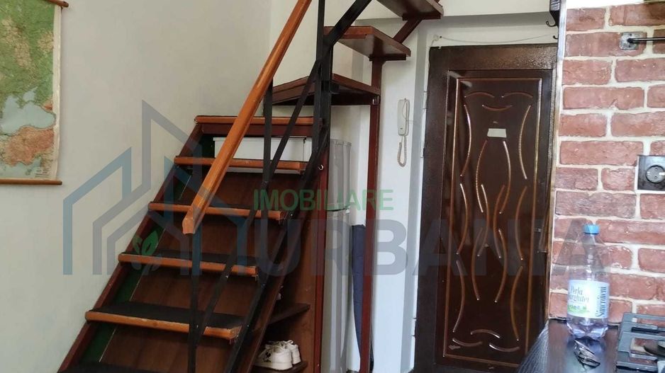 Garsonieră cu mansardă în Copou, lângă Liceul Negruzzi, Iași – 450 € - Poză 3