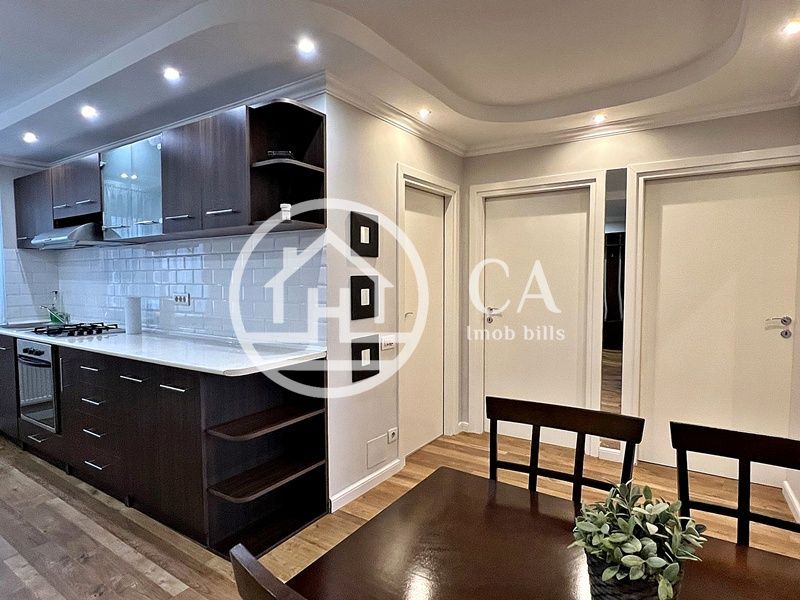 Apartament de închiriat cu 3 camere în zona Rogerius, Oradea - Poză 10