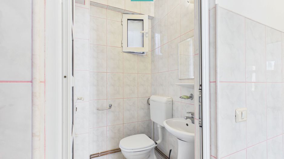 Imobil central cu destinație medicală, Arad - Poză 8
