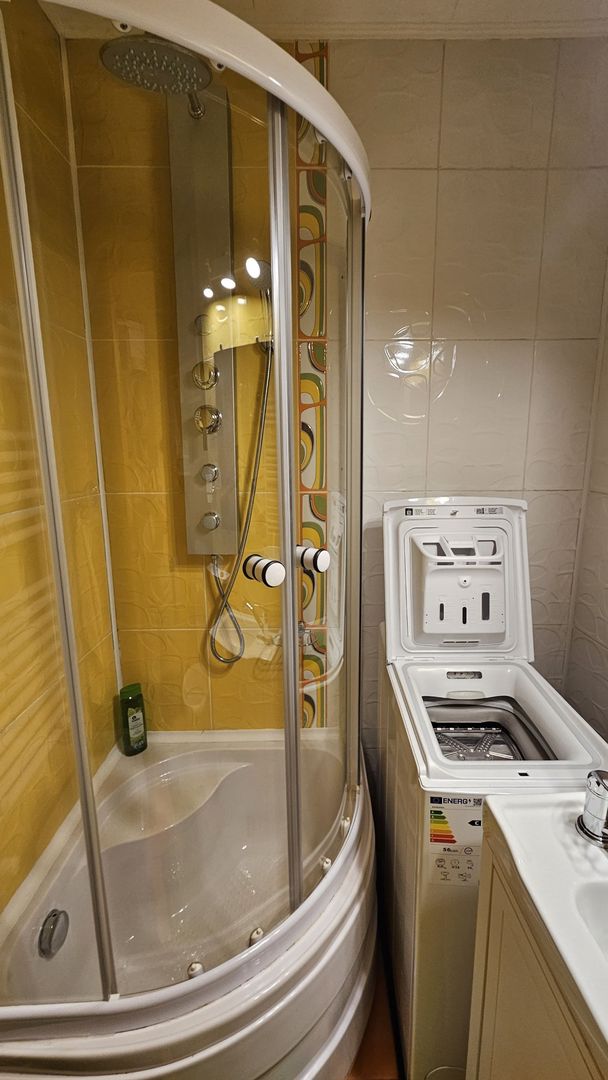 Spitalul Judetean-str Carpatilor apartament de inchiriat, mobilat,parcare - Poză 5