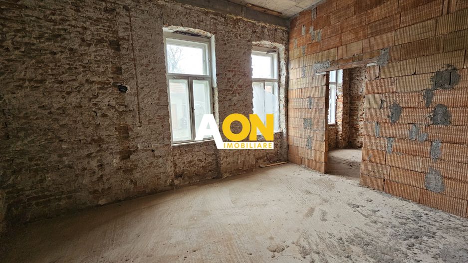 Conac boieresc în zona centrală a municipiului Alba Iulia - Poză 8