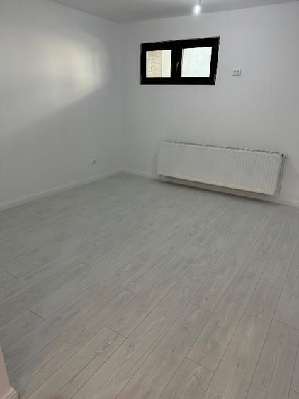 De vanzare Apartament 3 Camere Crangasi - Poză 4