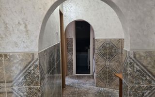 Apartament 3 camere, Nicolina 1, decomandat - Poză 3