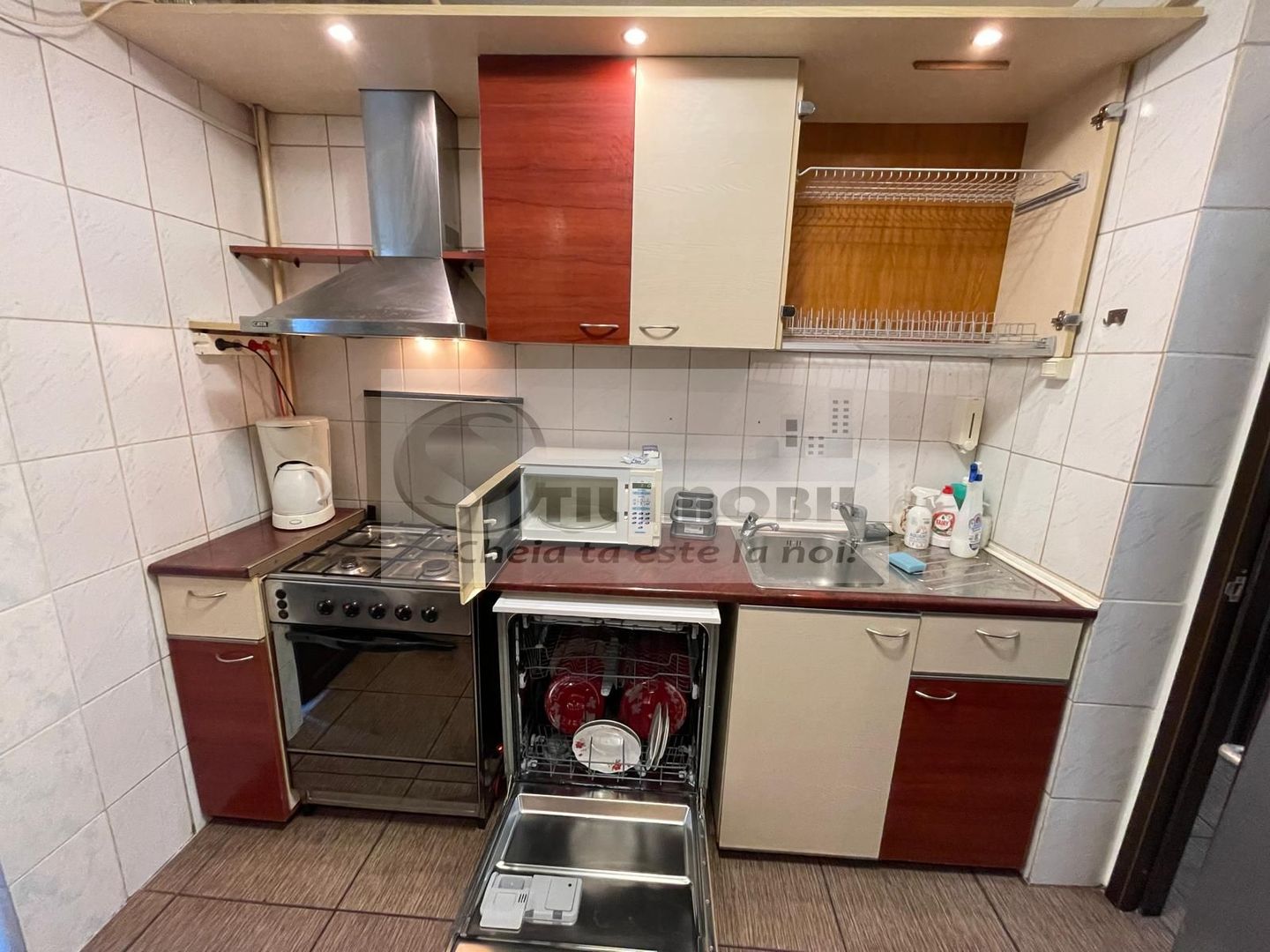 Apartament 3 camere Pacurari - 550 euro - Poză 9