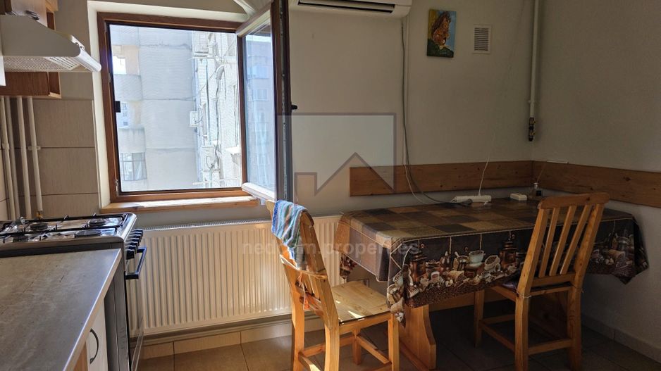 Inchiriere apartament 3 camere str. Novaci - Sebastian - Poză 2