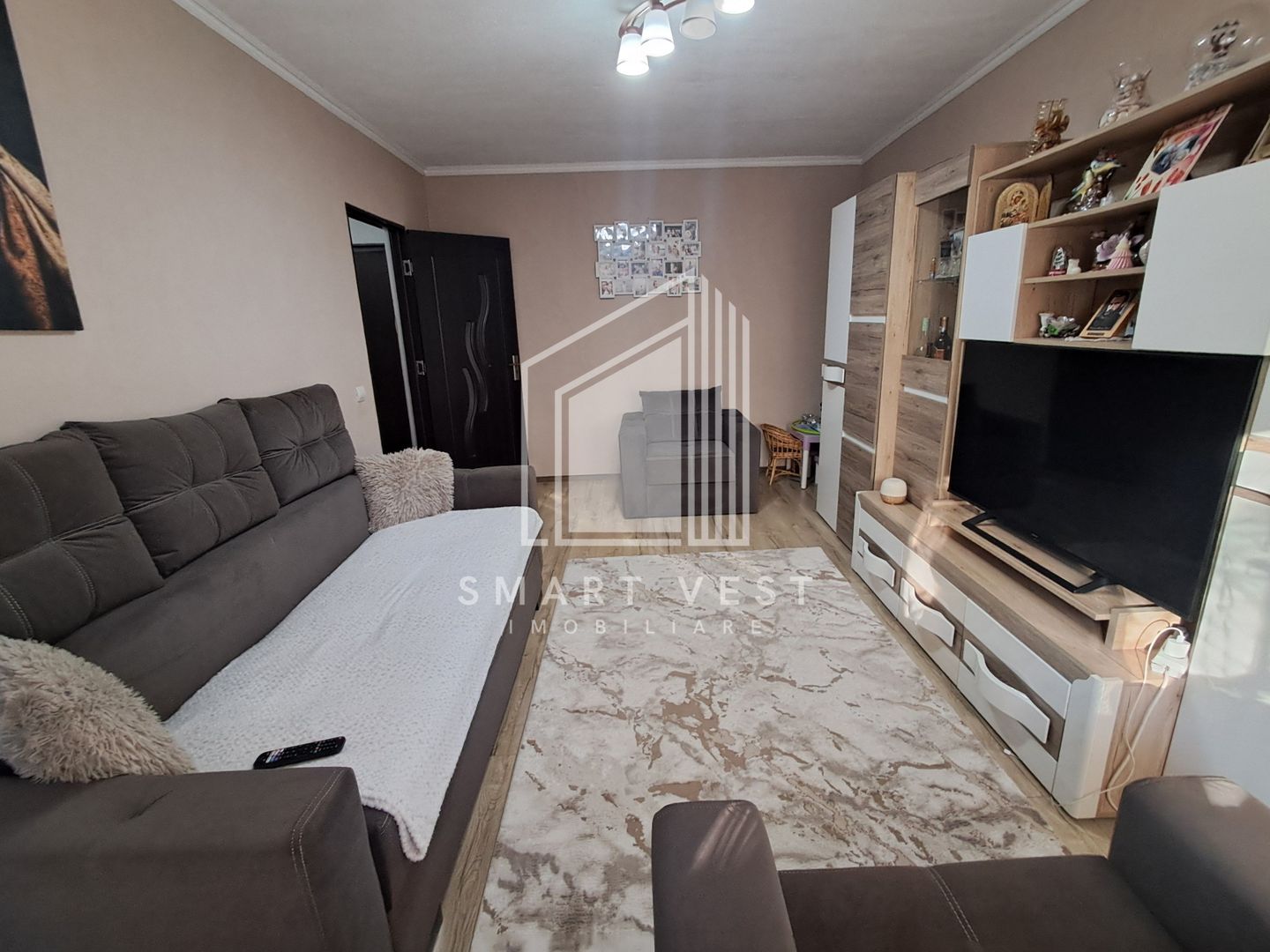 Apartament 3 camere | Parter | Zona Micro 16 - Poză 1