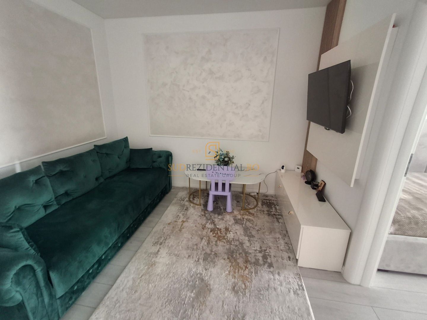 Apartament 3 Camere Elegant , Metrou Berceni , Mutare Imediata - Poză 2