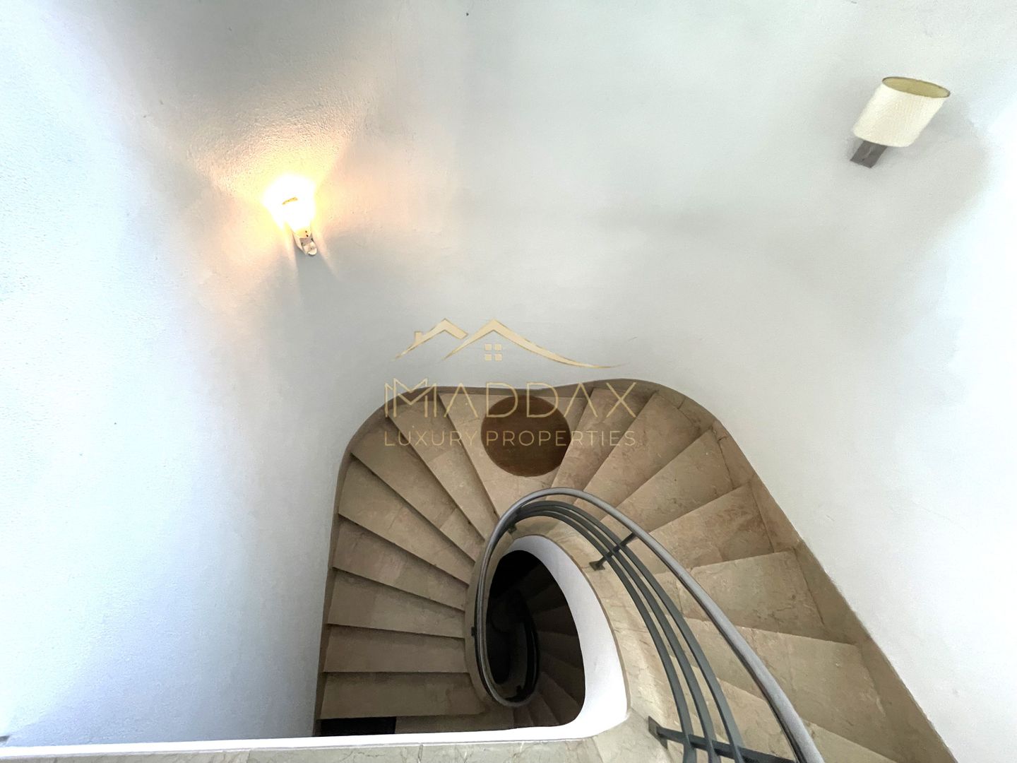 4 rooms ***203 SQM useful*** / 38 SQM terrace + garage / Primaverii - Poză 37