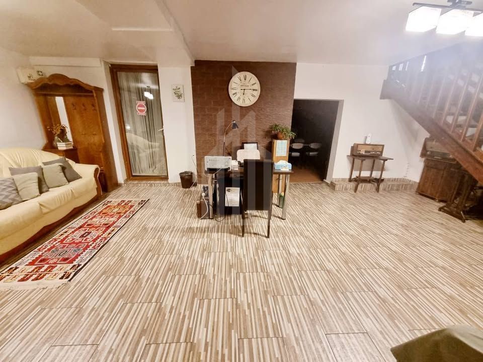 Pensiune dublă de vânzare | Zona Turnișor-Sibiu - Poză 4