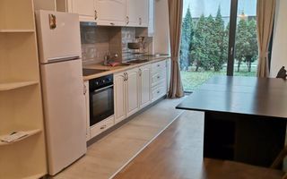  Apartament 3 camere + curte | Colina - Poză 1