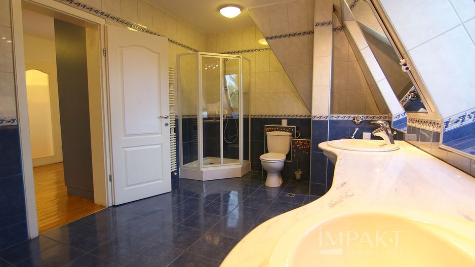 Casa individuala situata la 2 minute de Parcul Engels ! - Poză 35