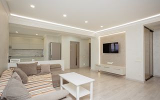 Spre vînzare apartament spațios, 2 dormitoare și living, sec. Botanica - Poză 3