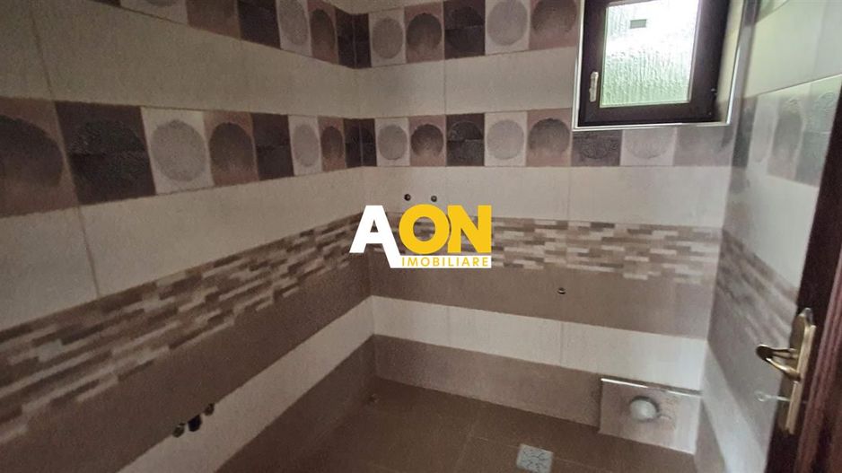 Casa 4 camere, teren 673 mp, toate utilitatile, Micesti - Poză 12