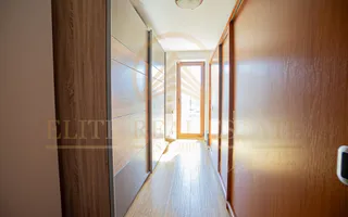 Ovidiu Sud - Zona premium - Vila impozanta, curte mare, garaj, terasa! - Poză 39