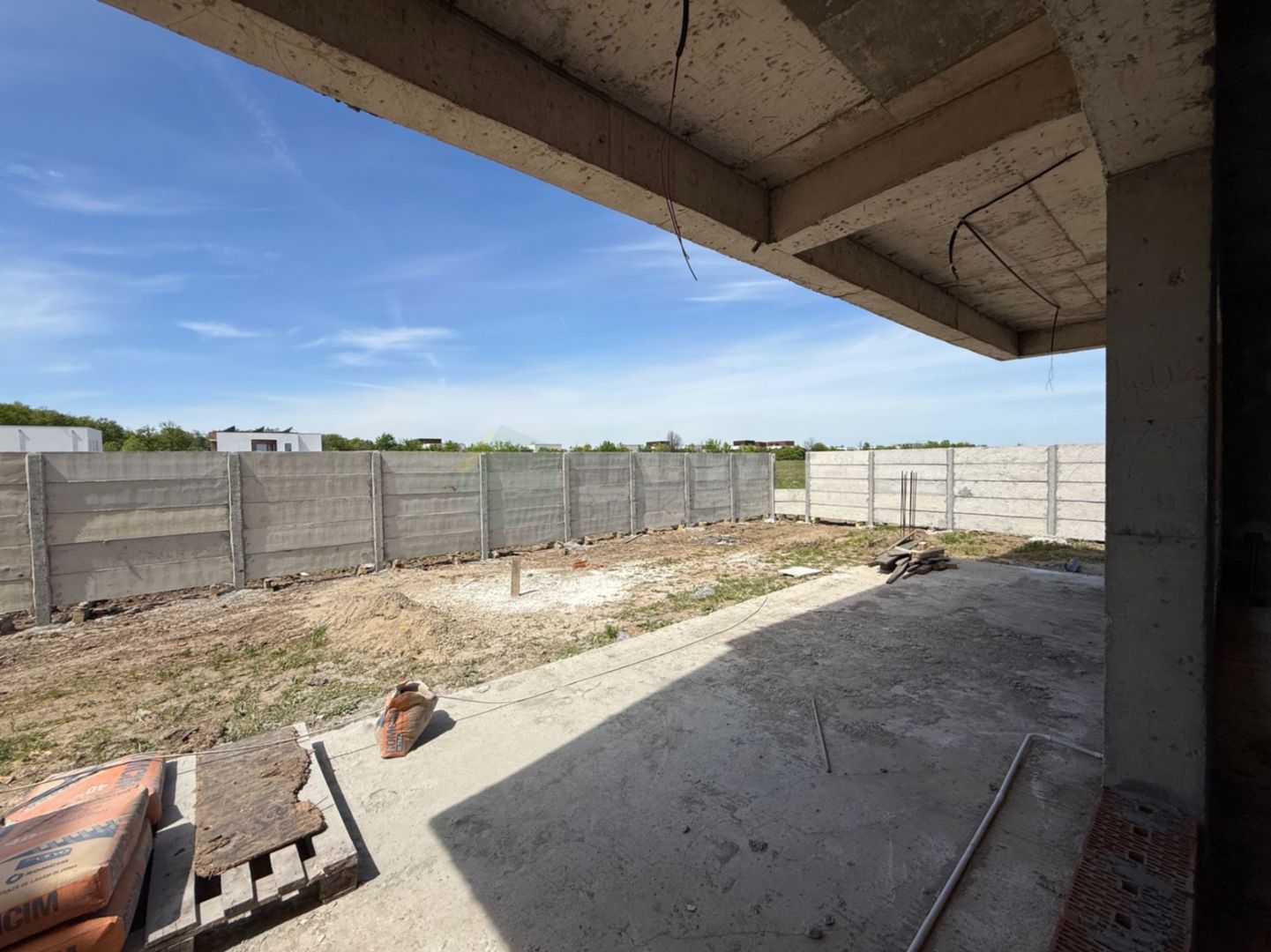 Eleganță și natură: vilă urbană exclusivistă în Tunari - Poză 6