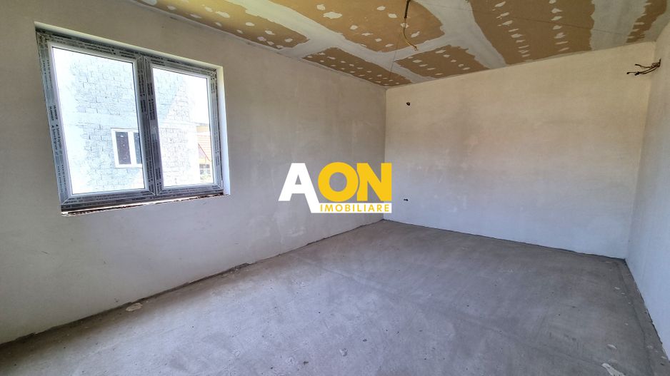 De vanzare casa semifinisata 3 camere, 608mp teren, Recea - Poză 3