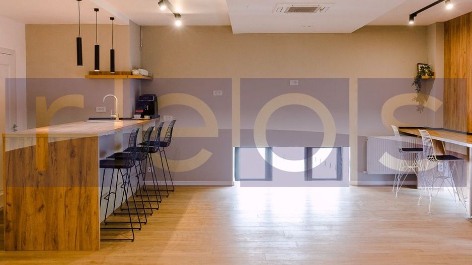 DE VÂNZARE VILA CONSOLIDATĂ ÎN PIAȚA VICTORIEI  | 187 MP | LOCURI DE PARCARE - Poză 7