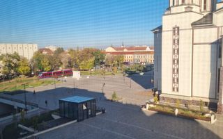 Apartament spațios cu 4 camere, 100 mp utili, triplă orientare. - Poză 4