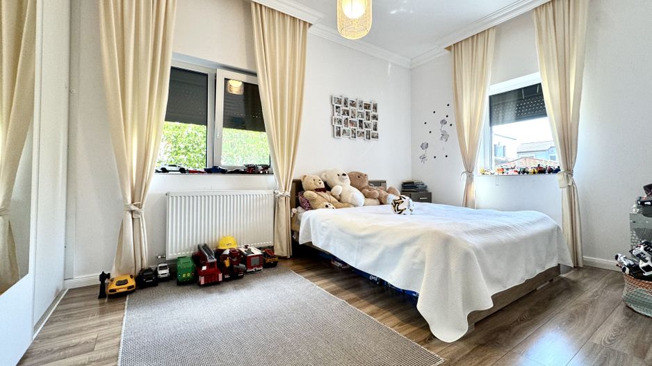 Duplex modern -  confort, eficiență și independență energeticǎ - Poză 23