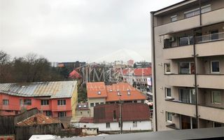 Apartament cu 2 camere semidecomandate in Centrul Clujului spre inchiriere! - Poză 8