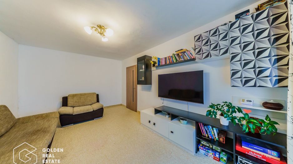 Apartament 3 camere, Micalaca zona 300, decomandat, comision 0% - Poză 2