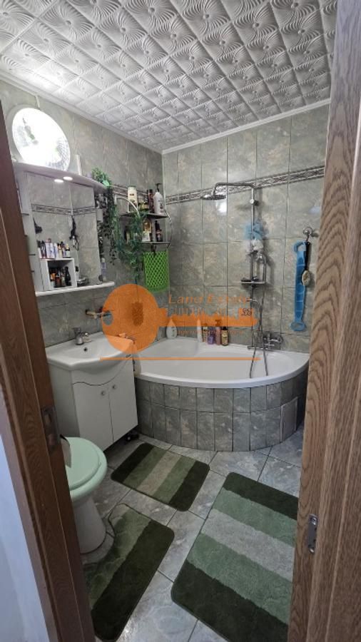 Apartament cu 3 camere in zona Ghencea-Drumul Taberei - Poză 3
