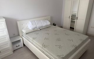 Apartament modern cu 3 camere de inchiriat in zona ultra-centrala - Poză 1
