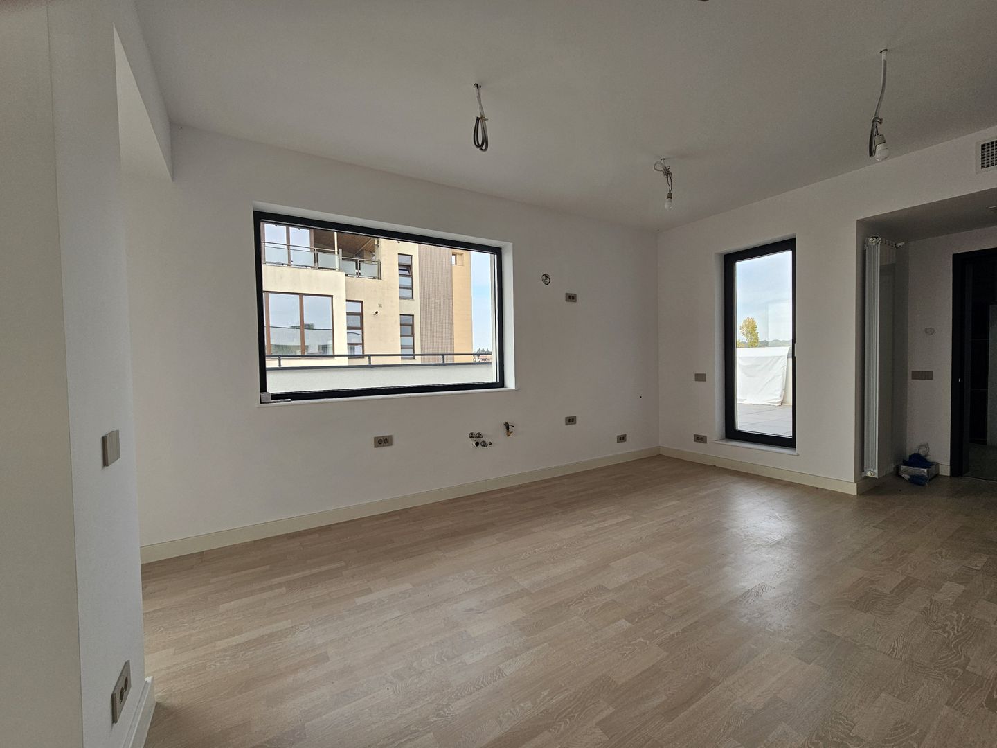 Penthouse 4 camere 3 bai de Lux în  Iancu Nicolae, Baneasa Nou - Poză 19