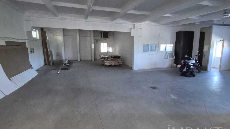 Spatiu Industrial de Inchiriat (300mp) - Zona Dambu Rotund - Poză 2