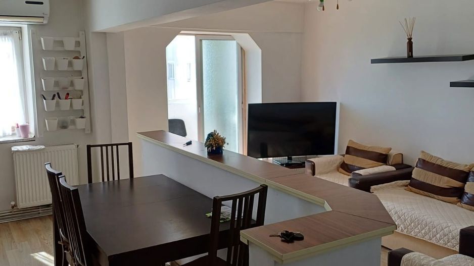 Apartament 3 camere – Zona Big (Bratiănu) – Mobilat, Utilat, Loc parcare - Poză 1