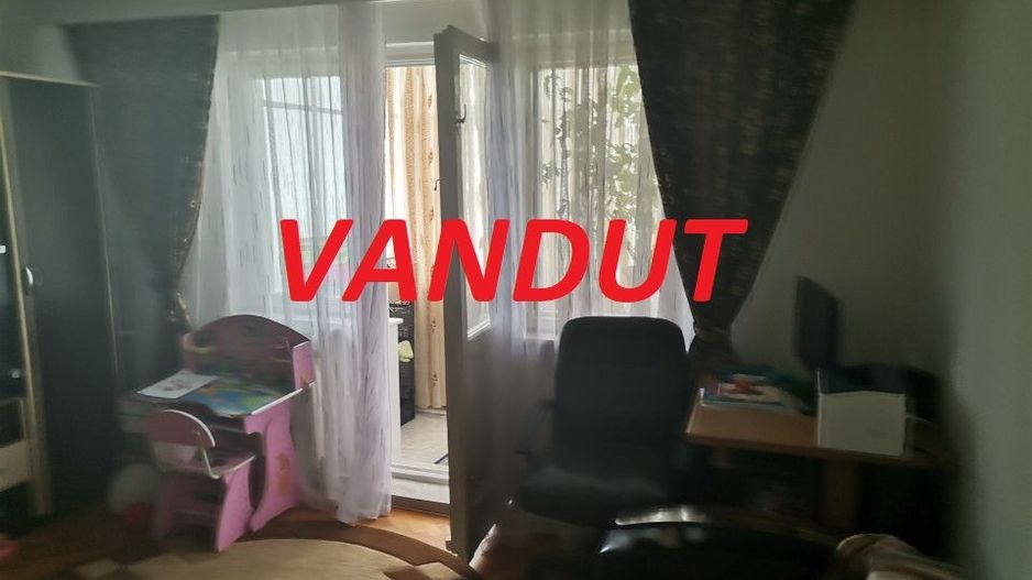 Vanzare apartament 2 camere, Banat - Poză 1